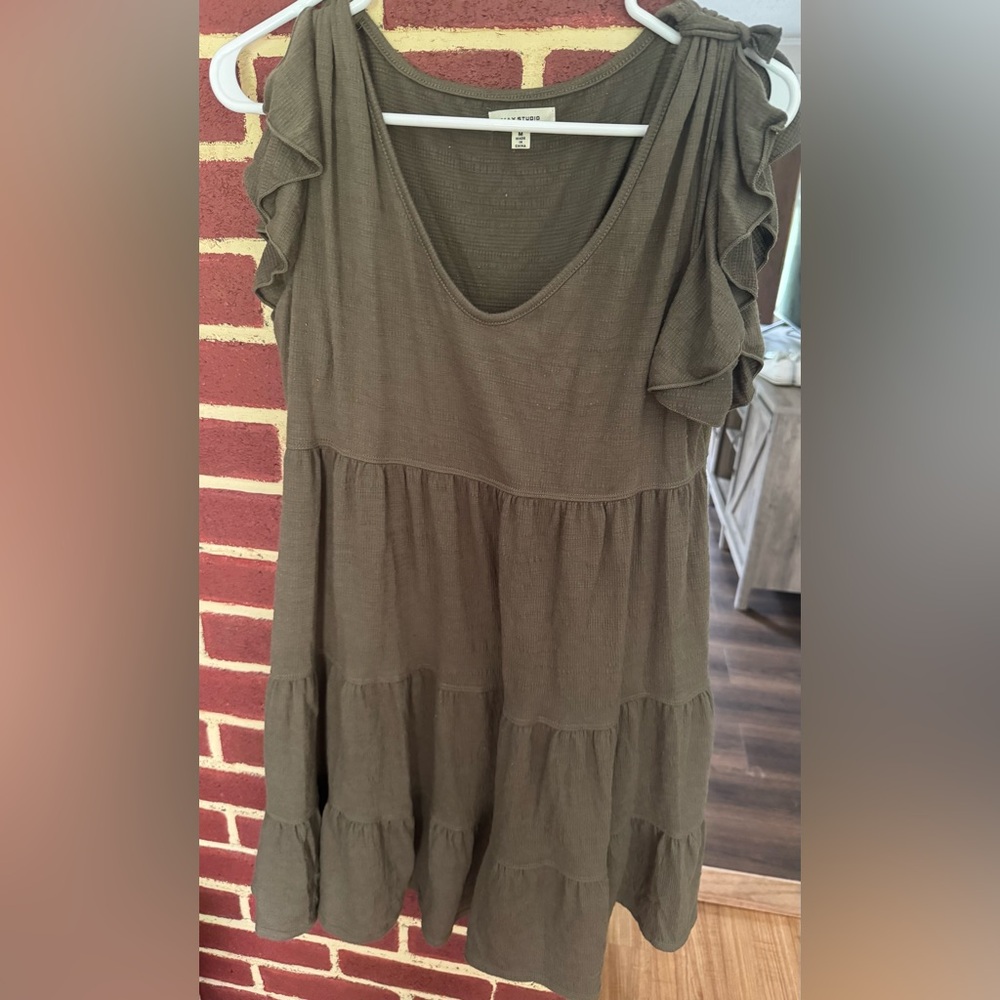 Max Studio Green Ruffled Cap Sleeve Tunic